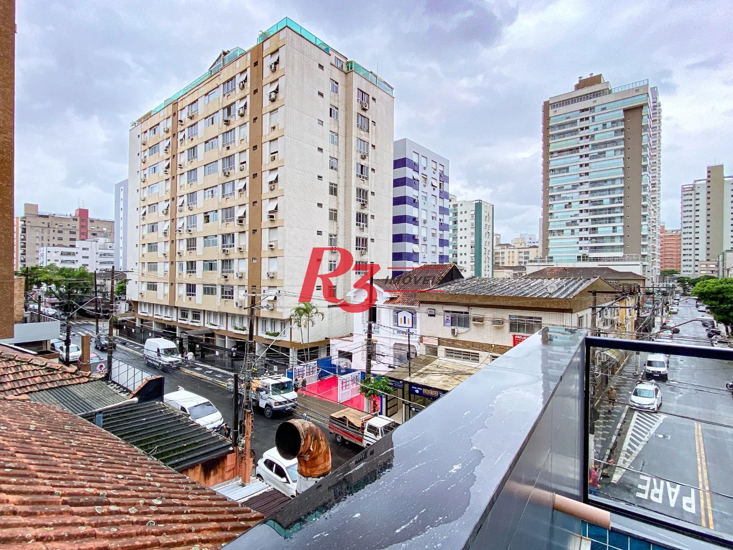 Sobrado com 3 dormitórios à venda, 300 m² por R$ 2.190.000,00 - Embaré - Santos/SP