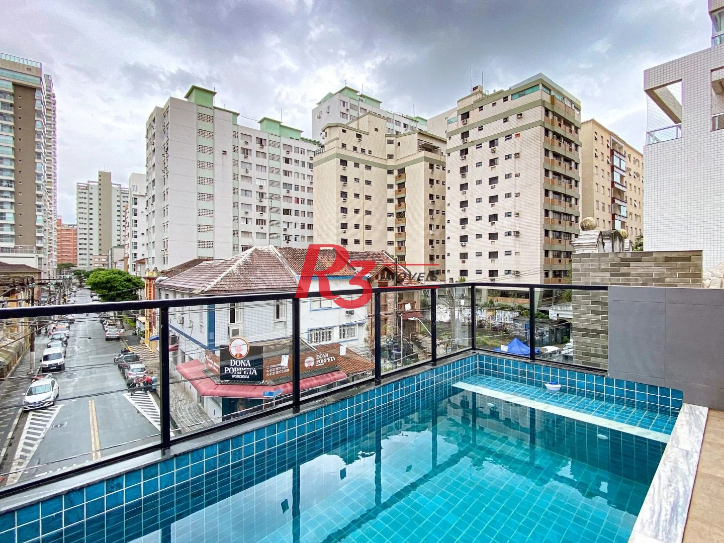 Sobrado com 3 dormitórios à venda, 300 m² por R$ 2.190.000,00 - Embaré - Santos/SP