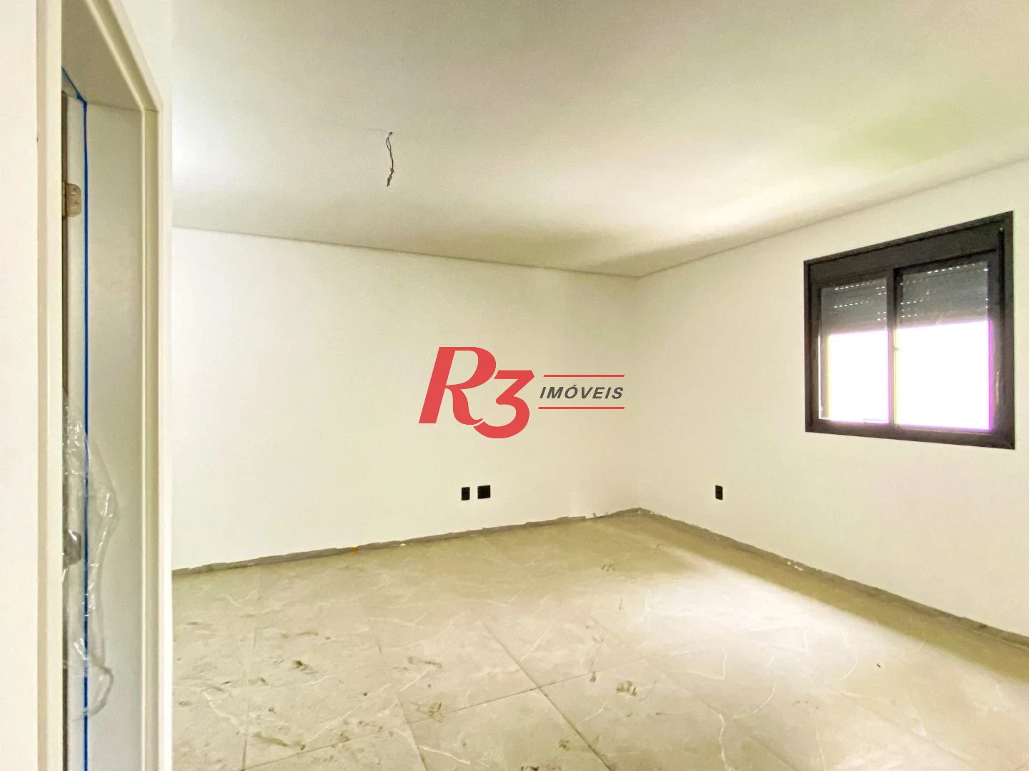 Sobrado com 3 dormitórios à venda, 300 m² por R$ 2.190.000,00 - Embaré - Santos/SP