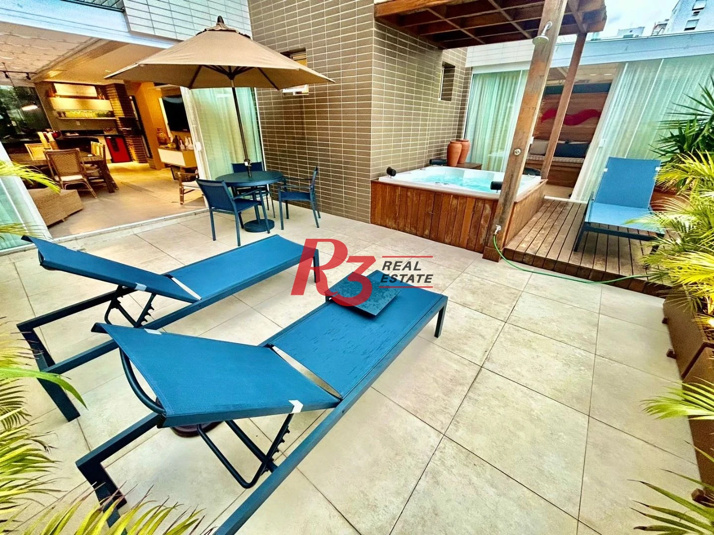 Apartamento Garden com 2 dormitórios à venda, 173 m² por R$ 2.390.000,00 - Embaré - Santos/SP