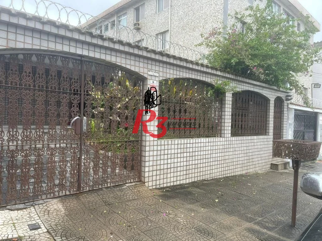 Casa com 4 dormitórios à venda, 340 m² por R$ 1.280.000,00 - Jardim Guassu - São Vicente/SP