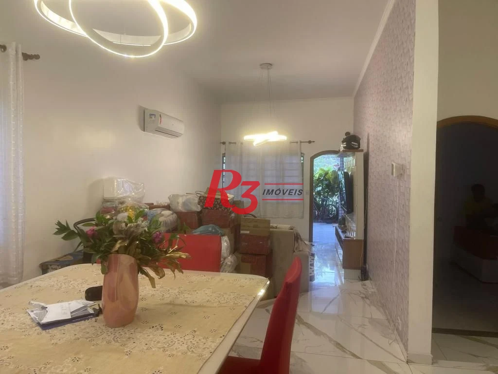 Casa com 4 dormitórios à venda, 340 m² por R$ 1.280.000,00 - Jardim Guassu - São Vicente/SP