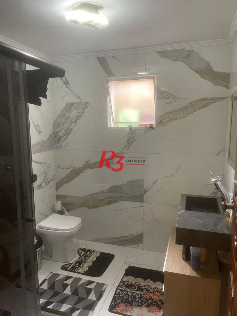 Casa com 4 dormitórios à venda, 340 m² por R$ 1.280.000,00 - Jardim Guassu - São Vicente/SP