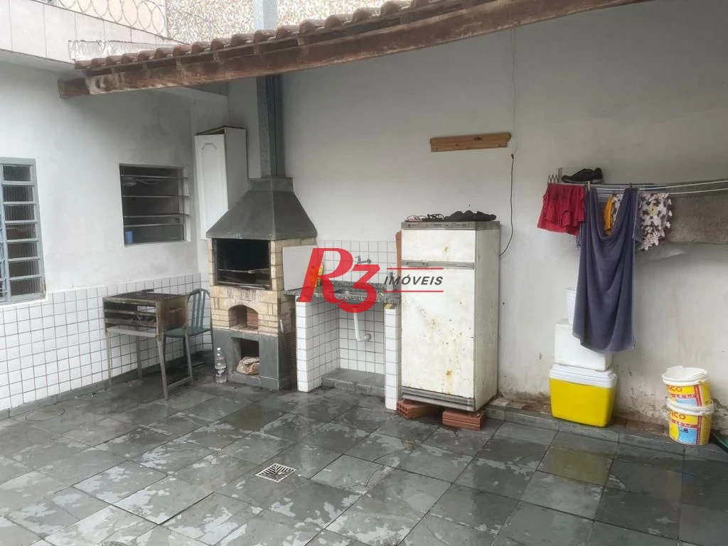 Casa com 4 dormitórios à venda, 340 m² por R$ 1.280.000,00 - Jardim Guassu - São Vicente/SP