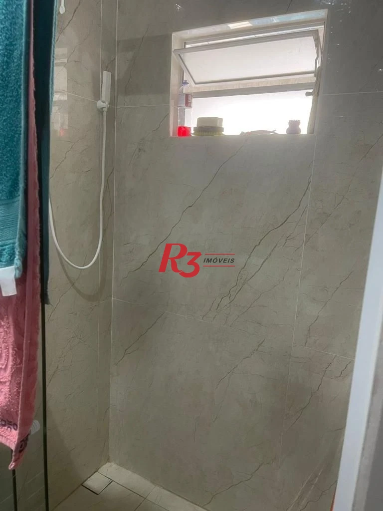 Casa com 4 dormitórios à venda, 340 m² por R$ 1.280.000,00 - Jardim Guassu - São Vicente/SP