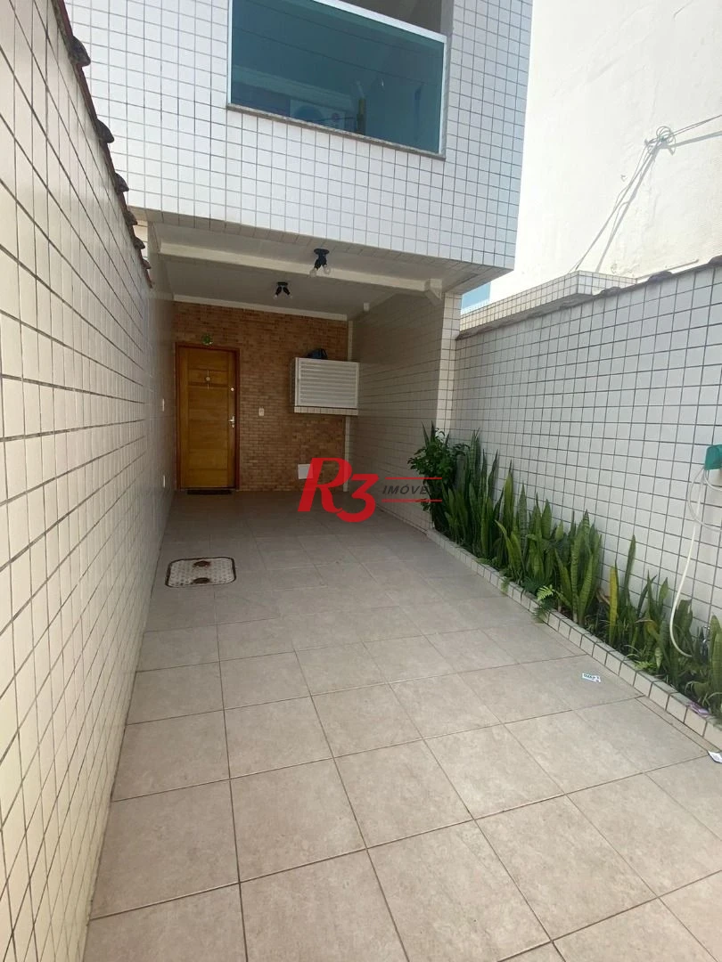 Casa com 3 dormitórios à venda, 156 m² por R$ 848.000,00 - Campo Grande - Santos/SP