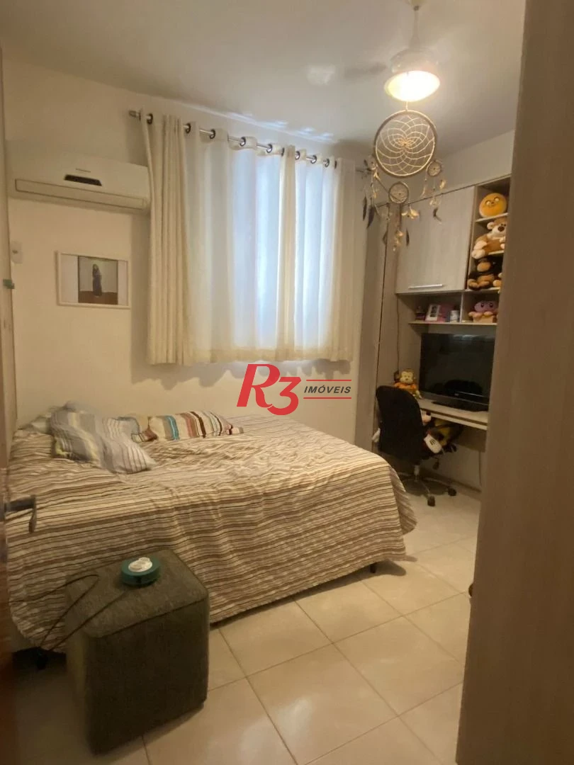 Casa com 3 dormitórios à venda, 156 m² por R$ 848.000,00 - Campo Grande - Santos/SP