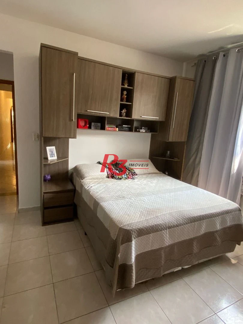 Casa com 3 dormitórios à venda, 156 m² por R$ 848.000,00 - Campo Grande - Santos/SP