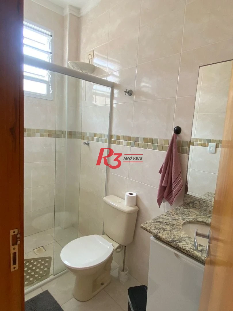 Casa com 3 dormitórios à venda, 156 m² por R$ 848.000,00 - Campo Grande - Santos/SP