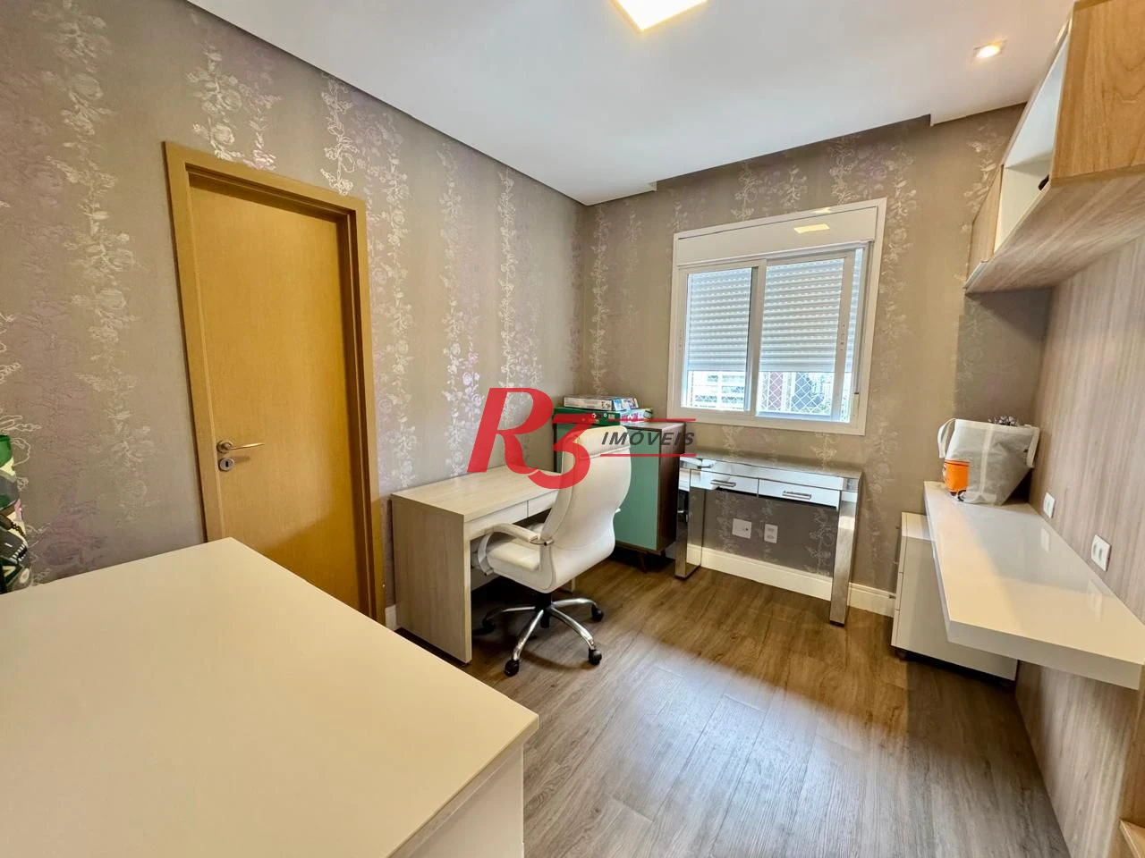 Apartamento com 3 dormitórios à venda, 127 m² por R$ 1.950.000,00 - Boqueirão - Santos/SP