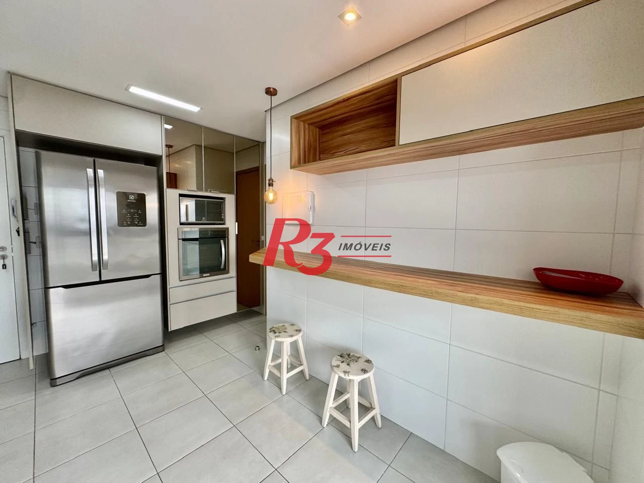 Apartamento com 3 dormitórios à venda, 127 m² por R$ 1.950.000,00 - Boqueirão - Santos/SP