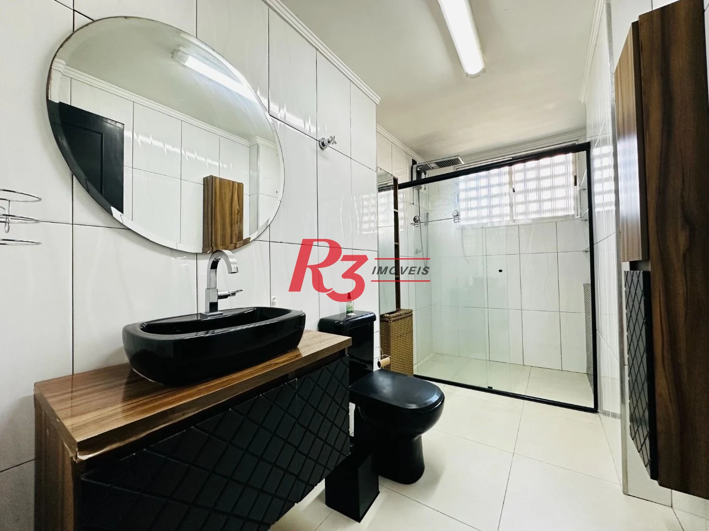 Apartamento com 3 dormitórios para alugar, 144 m² por R$ 9.500,02 - Gonzaga - Santos/SP