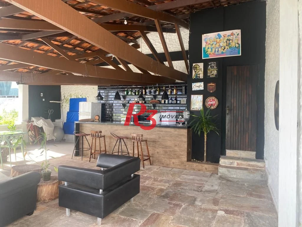Casa com 6 quartos à venda, 600 m² por R$ 4.000.000 - Ilha Porchat - São Vicente/SP