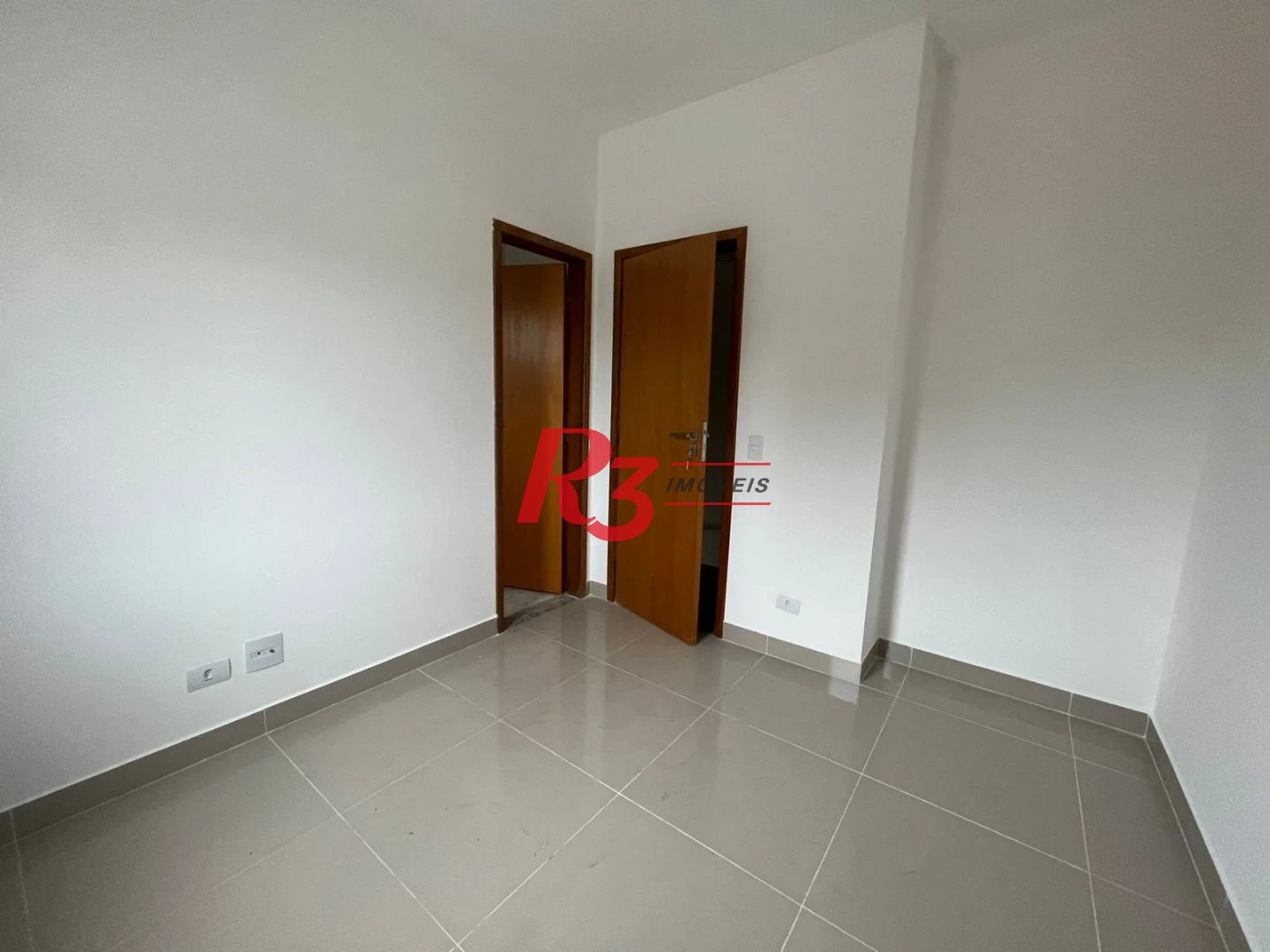 Village com 3 dormitórios à venda, 160 m² - Boqueirão - Santos/SP
