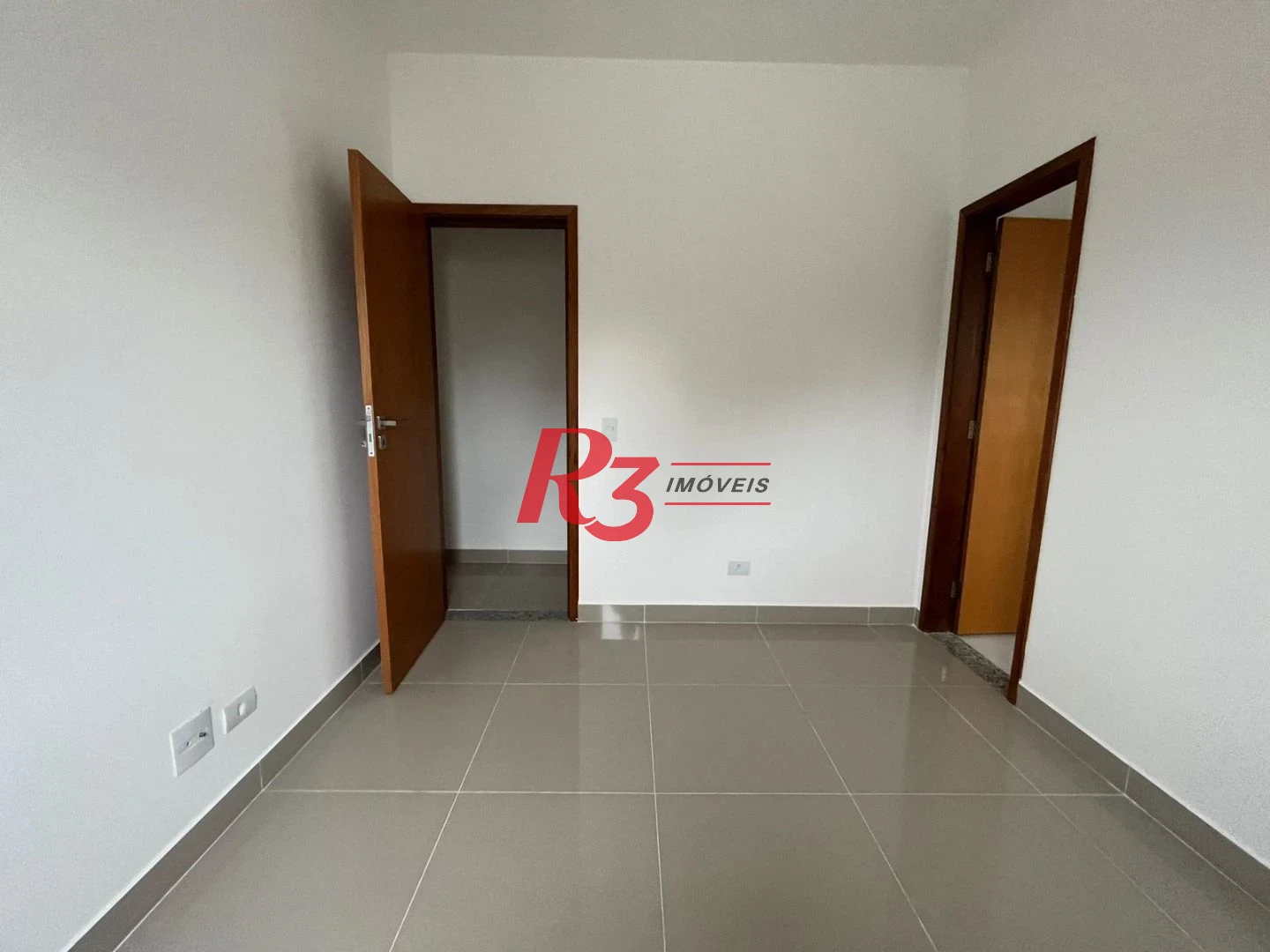 Village com 3 dormitórios à venda, 160 m² - Boqueirão - Santos/SP