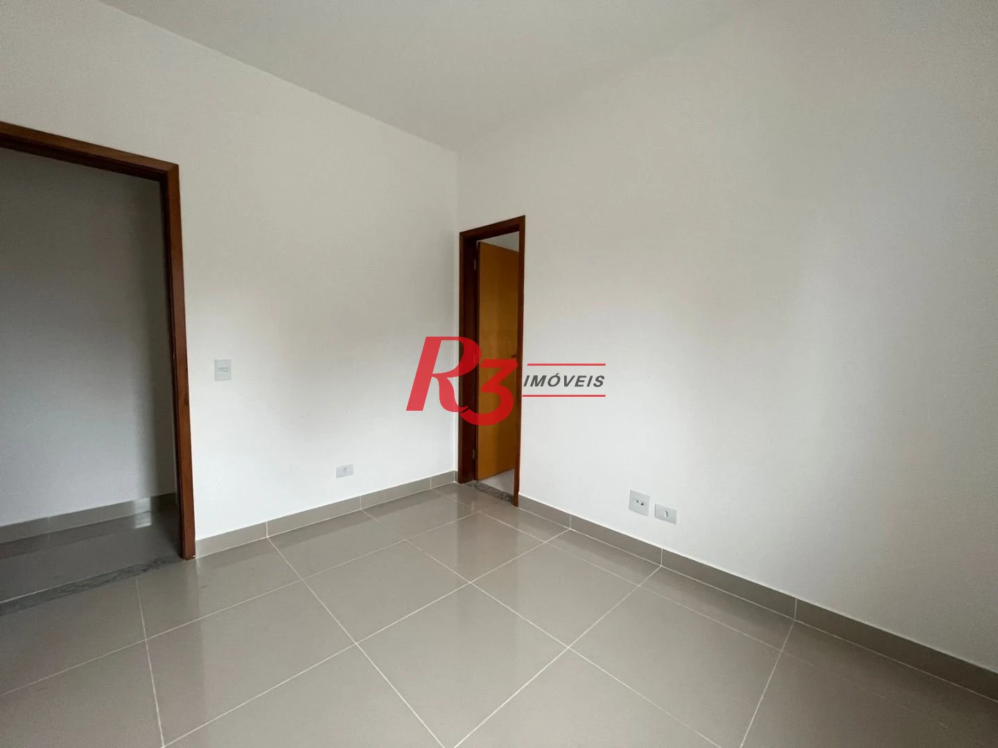 Village com 3 dormitórios à venda, 160 m² - Boqueirão - Santos/SP