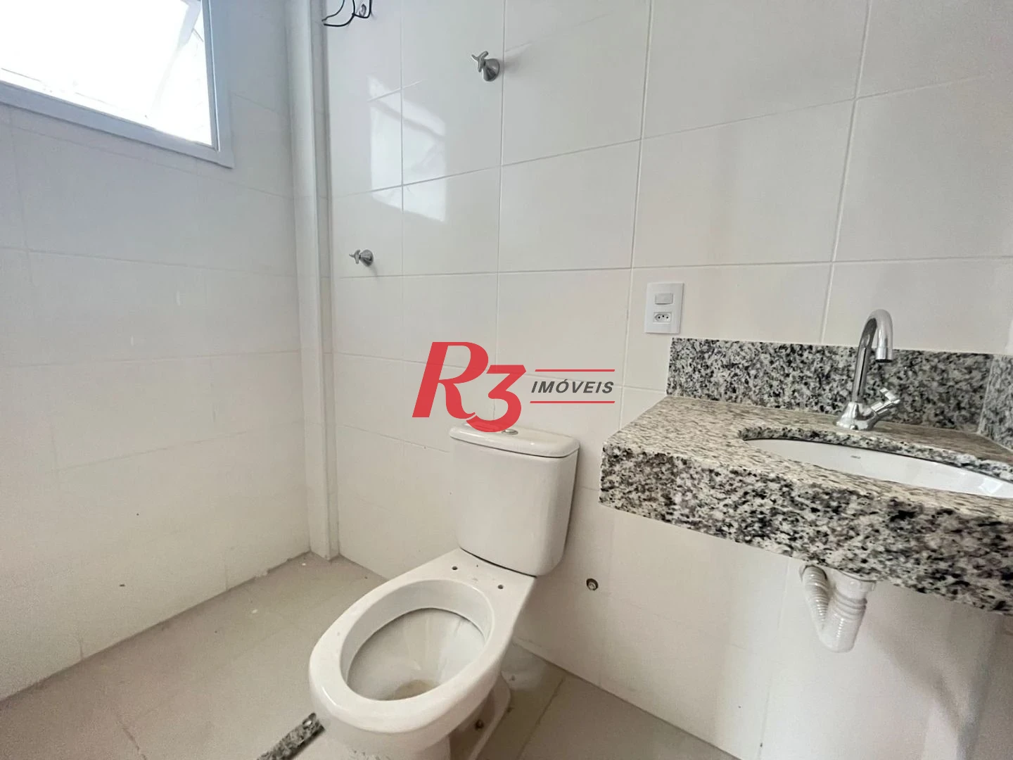 Village com 3 dormitórios à venda, 160 m² - Boqueirão - Santos/SP