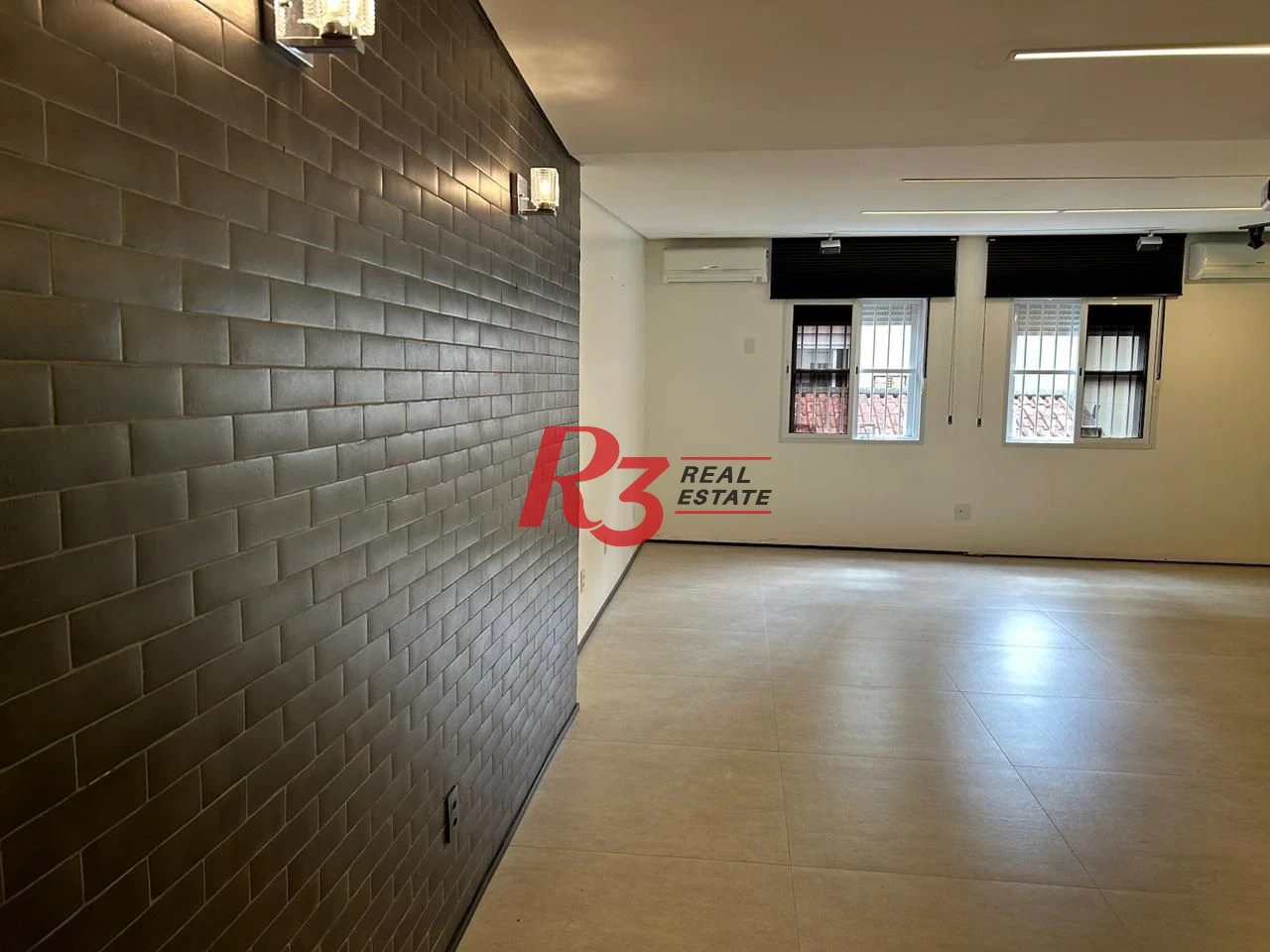 Sala para alugar, 50 m² por R$ 4.000,01/mês - Gonzaga - Santos/SP