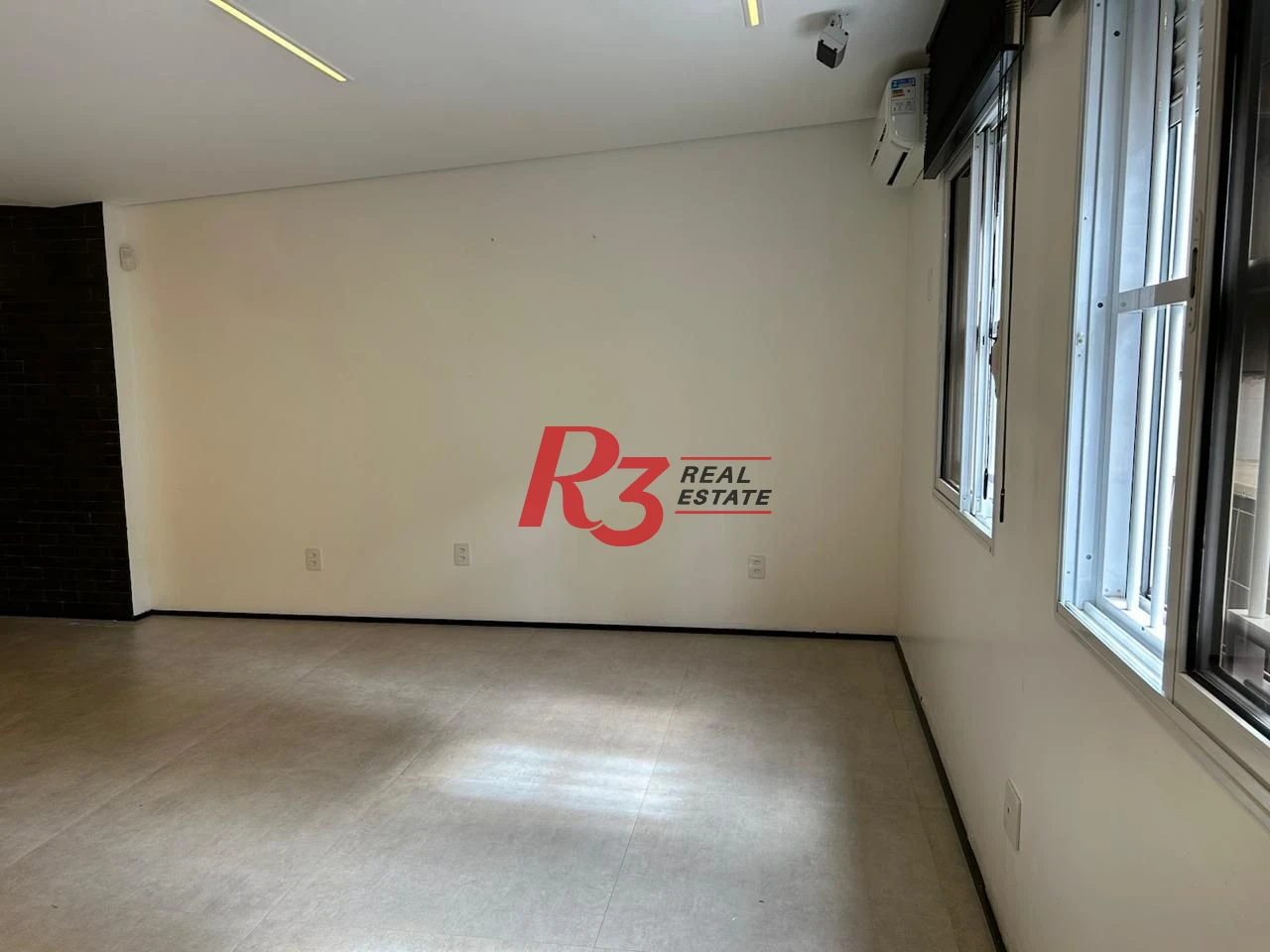 Sala para alugar, 50 m² por R$ 4.000,01/mês - Gonzaga - Santos/SP