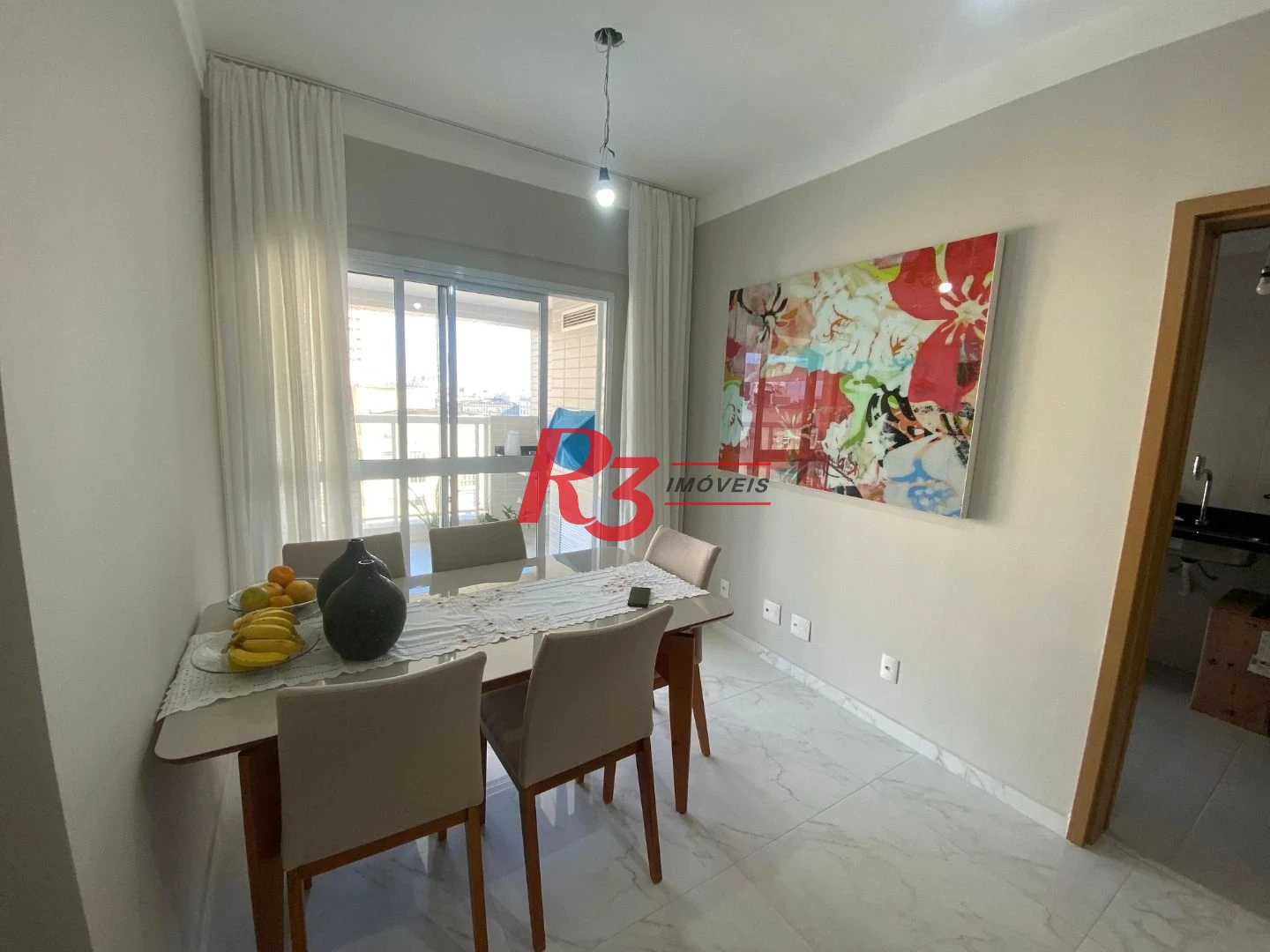 Apartamento com 2 dormitórios à venda, 87 m² por R$ 1.380.000,00 - Gonzaga - Santos/SP