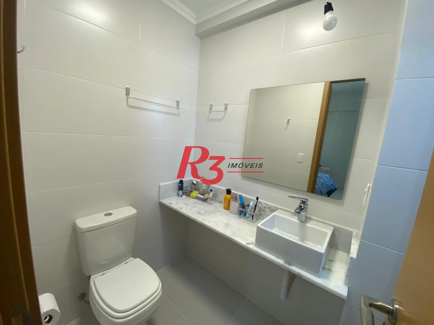 Apartamento com 2 dormitórios à venda, 87 m² por R$ 1.380.000,00 - Gonzaga - Santos/SP