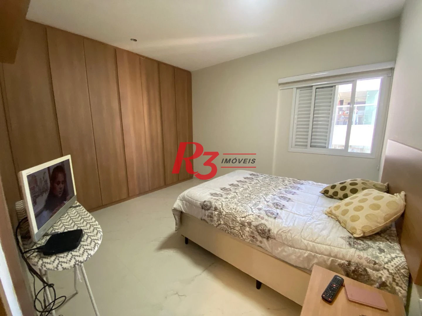 Apartamento com 2 dormitórios à venda, 87 m² por R$ 1.380.000,00 - Gonzaga - Santos/SP