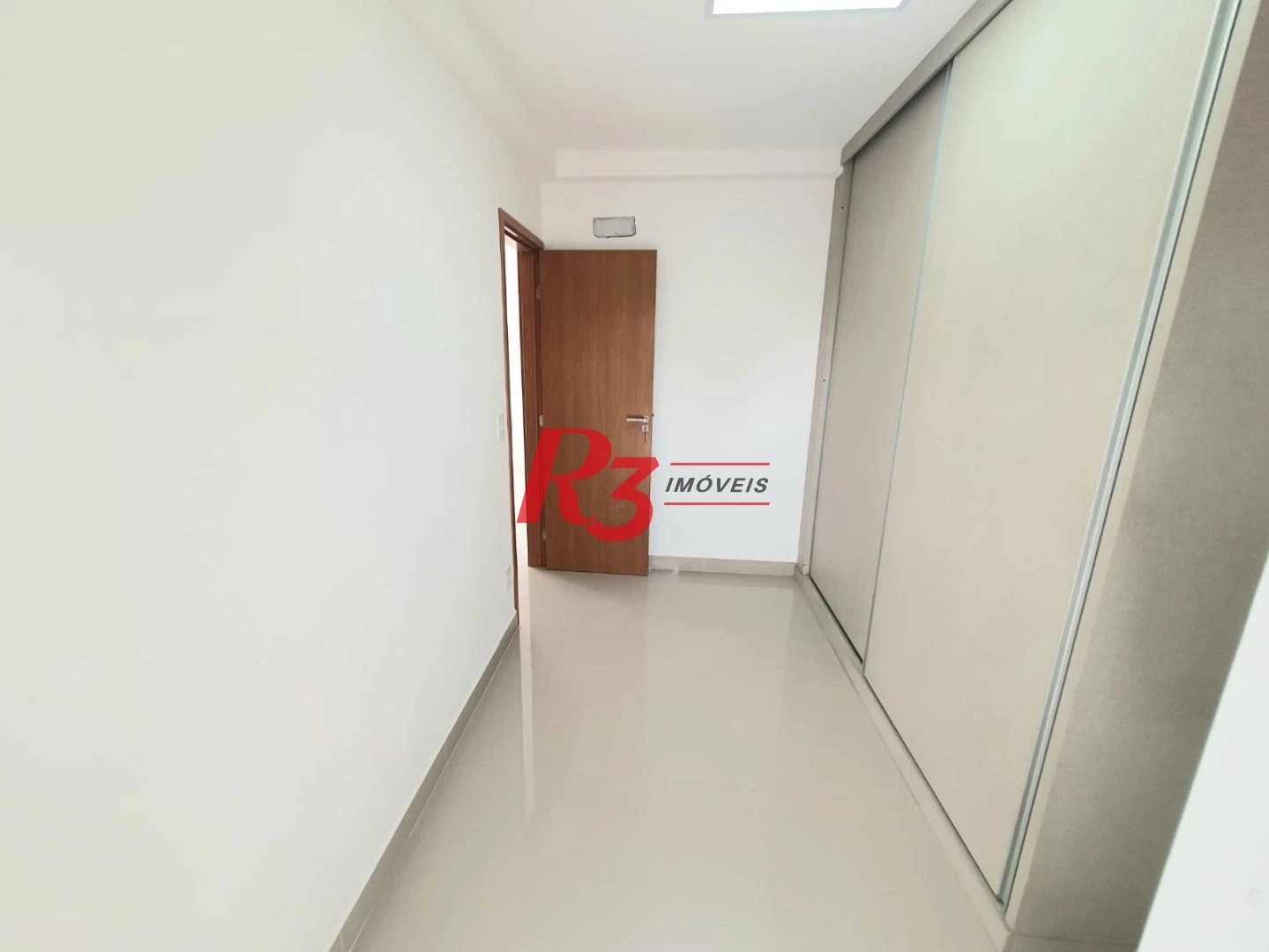 Apartamento Garden com 2 dormitórios,  m² - venda por R$ 750.000 ou aluguel por R$ 5.300/mês - Embaré - Santos/SP