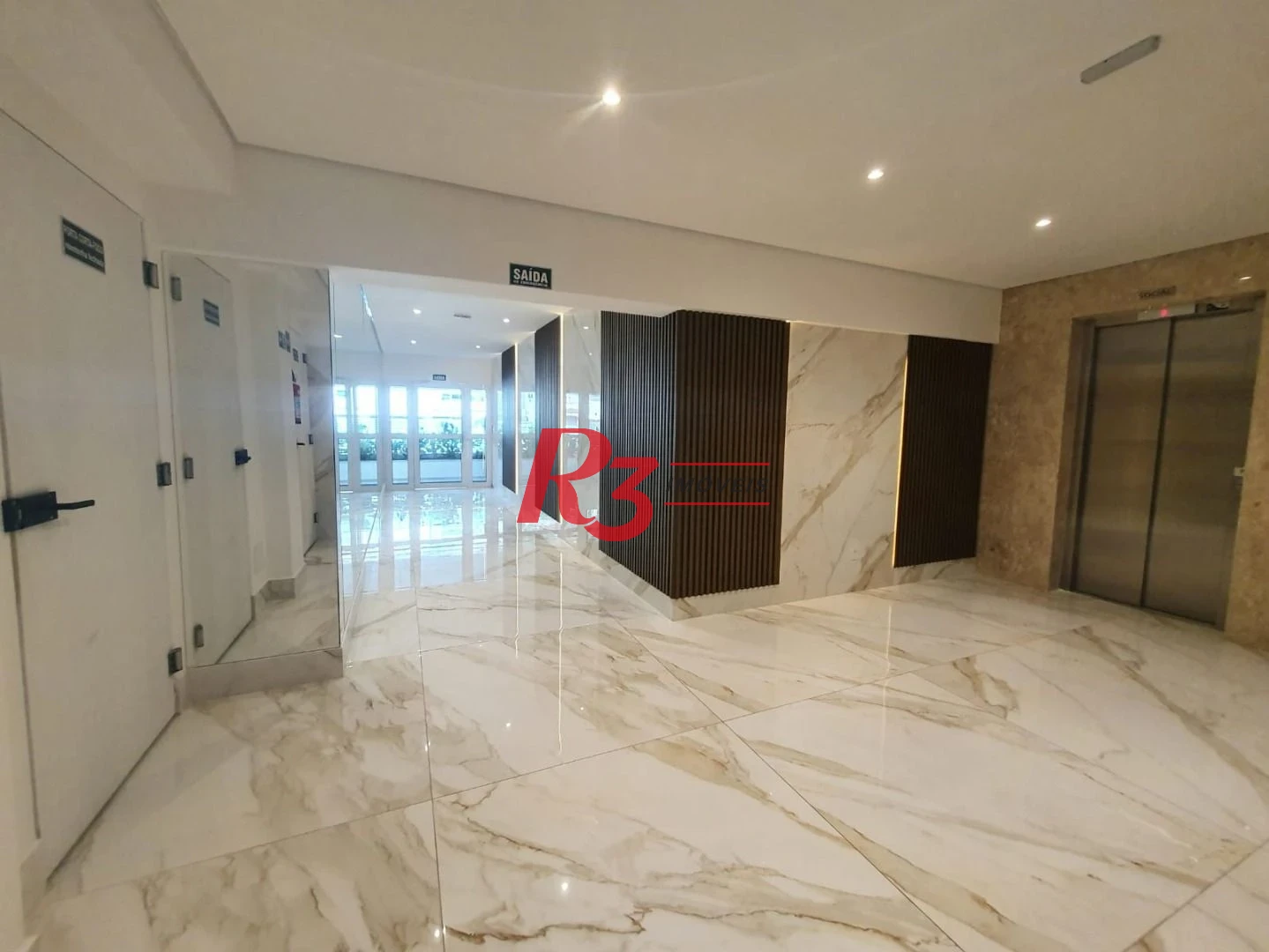 Apartamento Garden com 2 dormitórios,  m² - venda por R$ 750.000 ou aluguel por R$ 5.300/mês - Embaré - Santos/SP