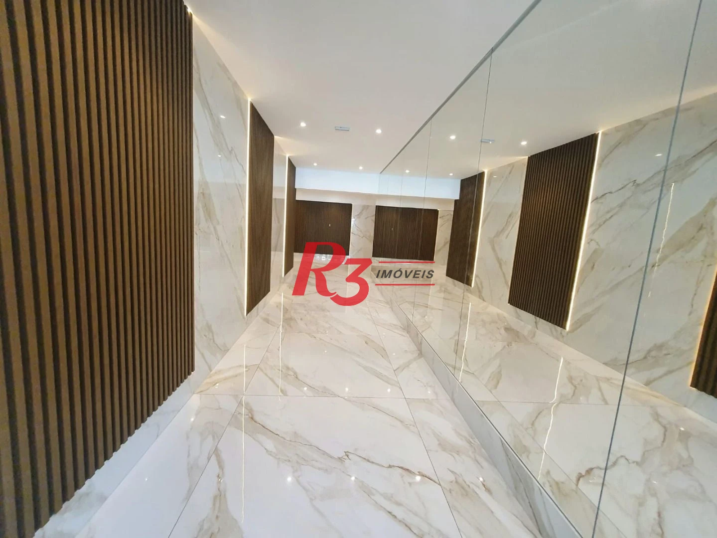 Apartamento Garden com 2 dormitórios,  m² - venda por R$ 750.000 ou aluguel por R$ 5.300/mês - Embaré - Santos/SP