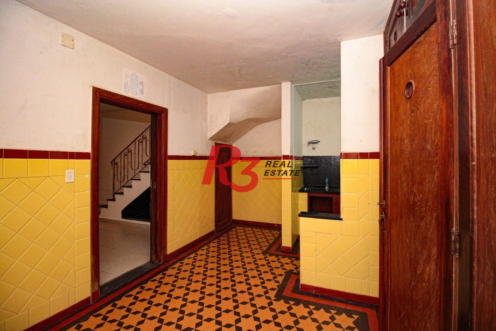 Casa com 3 dormitórios, 170 m² - venda por R$ 1.500.000,00 ou aluguel por R$ 8.000,00/mês - Boqueirão - Santos/SP