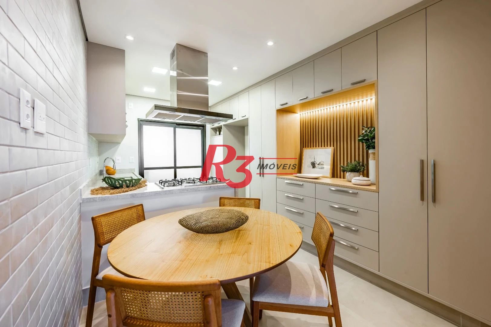 Apartamento à venda, 185 m² por R$ 1.850.000,00 - Gonzaga - Santos/SP