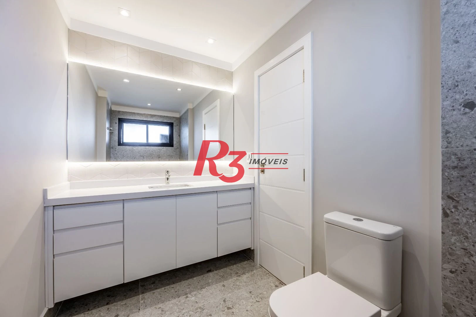 Apartamento à venda, 185 m² por R$ 1.850.000,00 - Gonzaga - Santos/SP