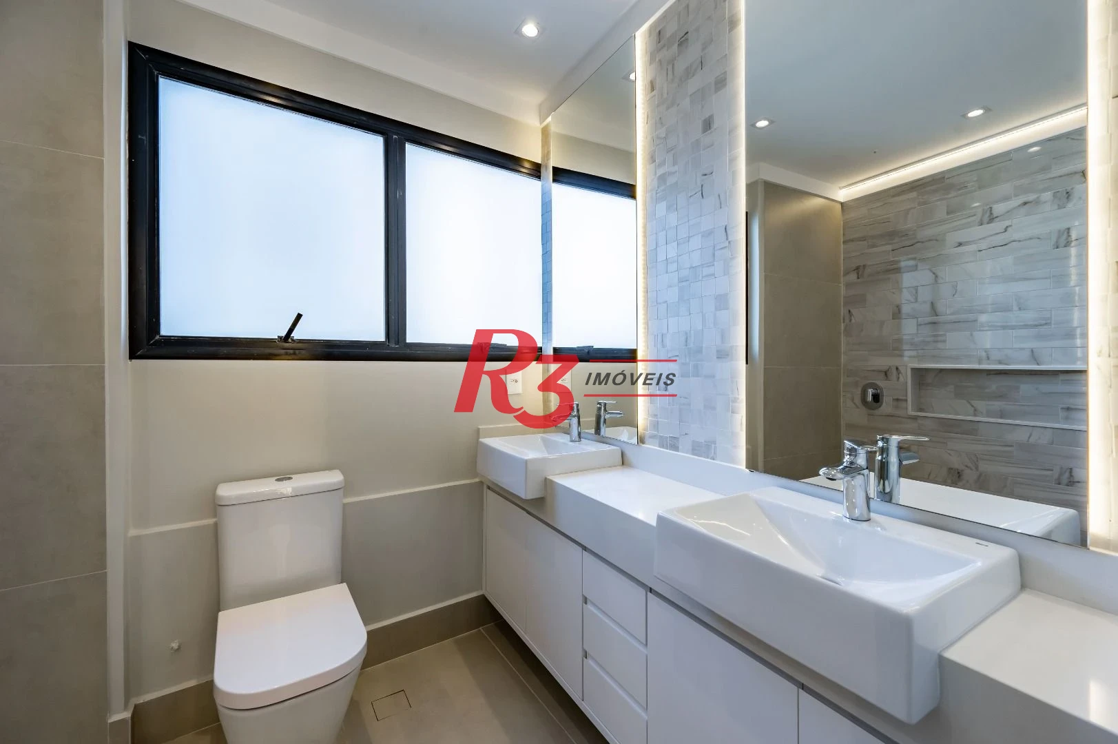 Apartamento à venda, 185 m² por R$ 1.850.000,00 - Gonzaga - Santos/SP