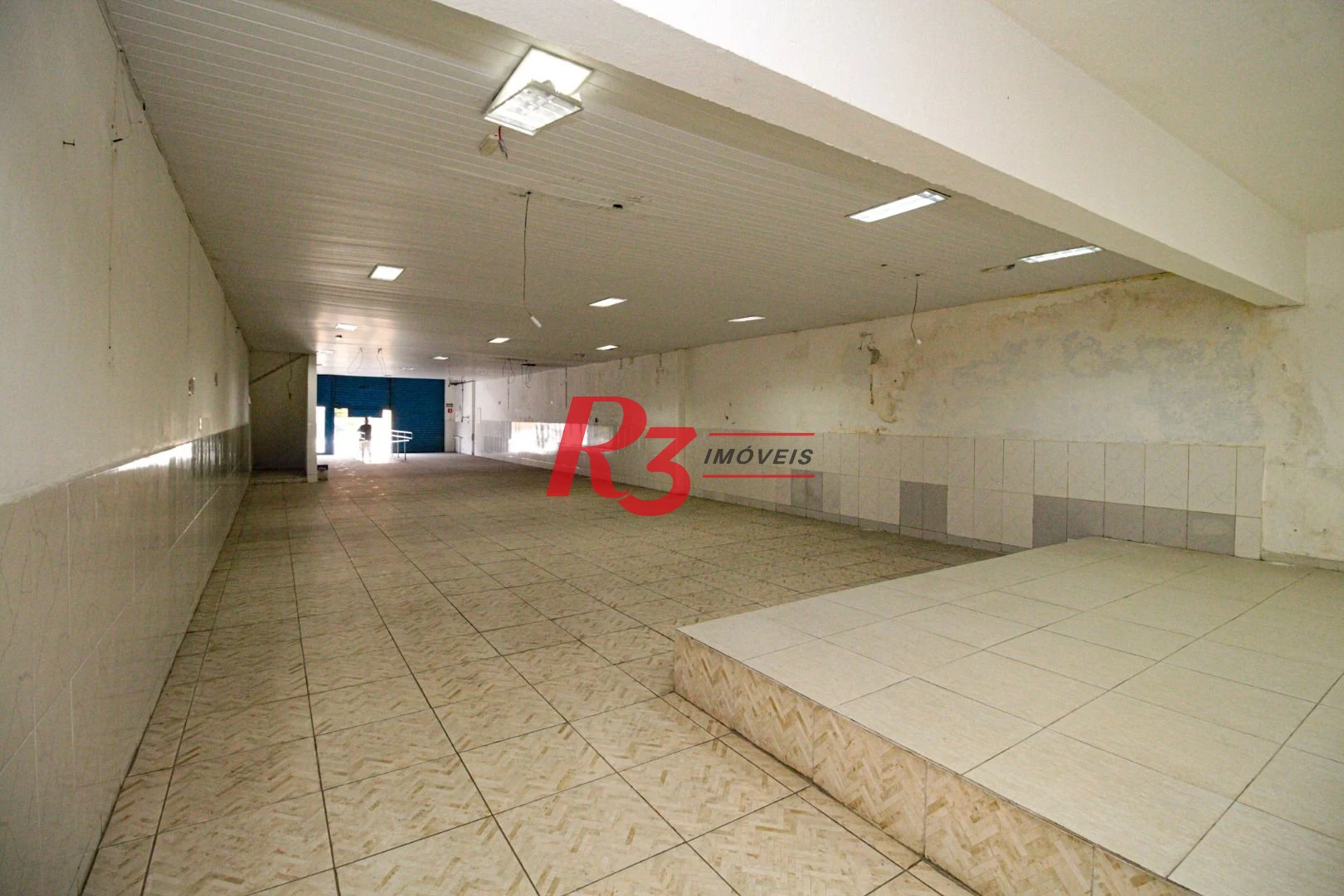 Prédio, 555 m² - venda por R$ 1.750.000,00 ou aluguel por R$ 10.000,00/mês - Valongo - Santos/SP