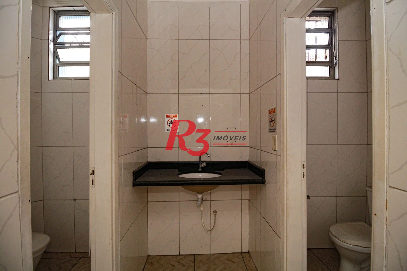 Prédio, 555 m² - venda por R$ 1.750.000,00 ou aluguel por R$ 10.000,00/mês - Valongo - Santos/SP