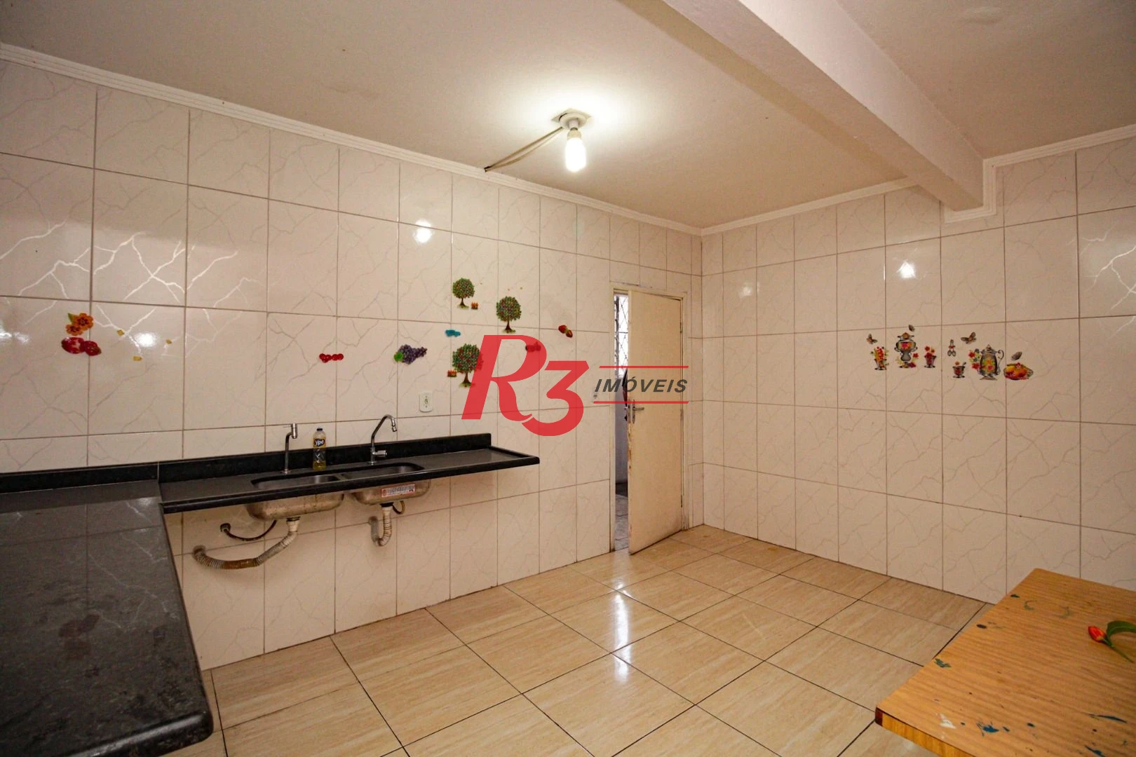 Prédio, 555 m² - venda por R$ 1.750.000,00 ou aluguel por R$ 10.000,00/mês - Valongo - Santos/SP