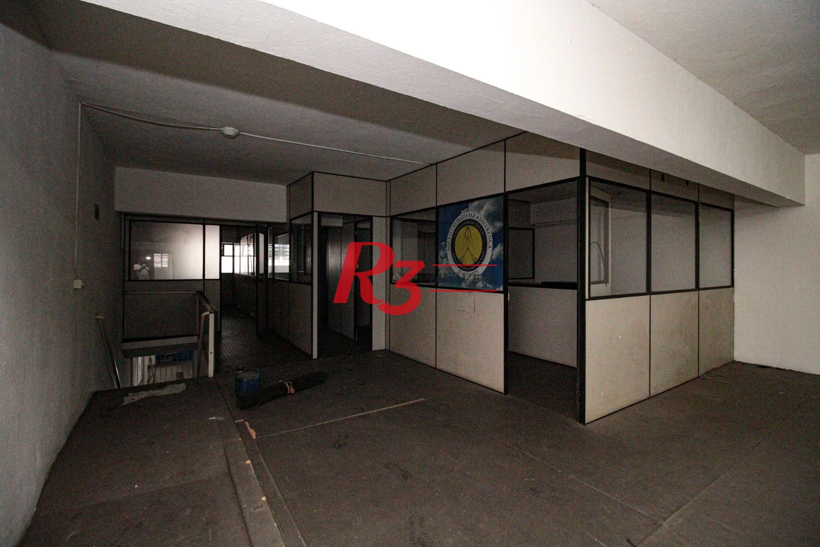 Prédio, 555 m² - venda por R$ 1.750.000,00 ou aluguel por R$ 10.000,00/mês - Valongo - Santos/SP