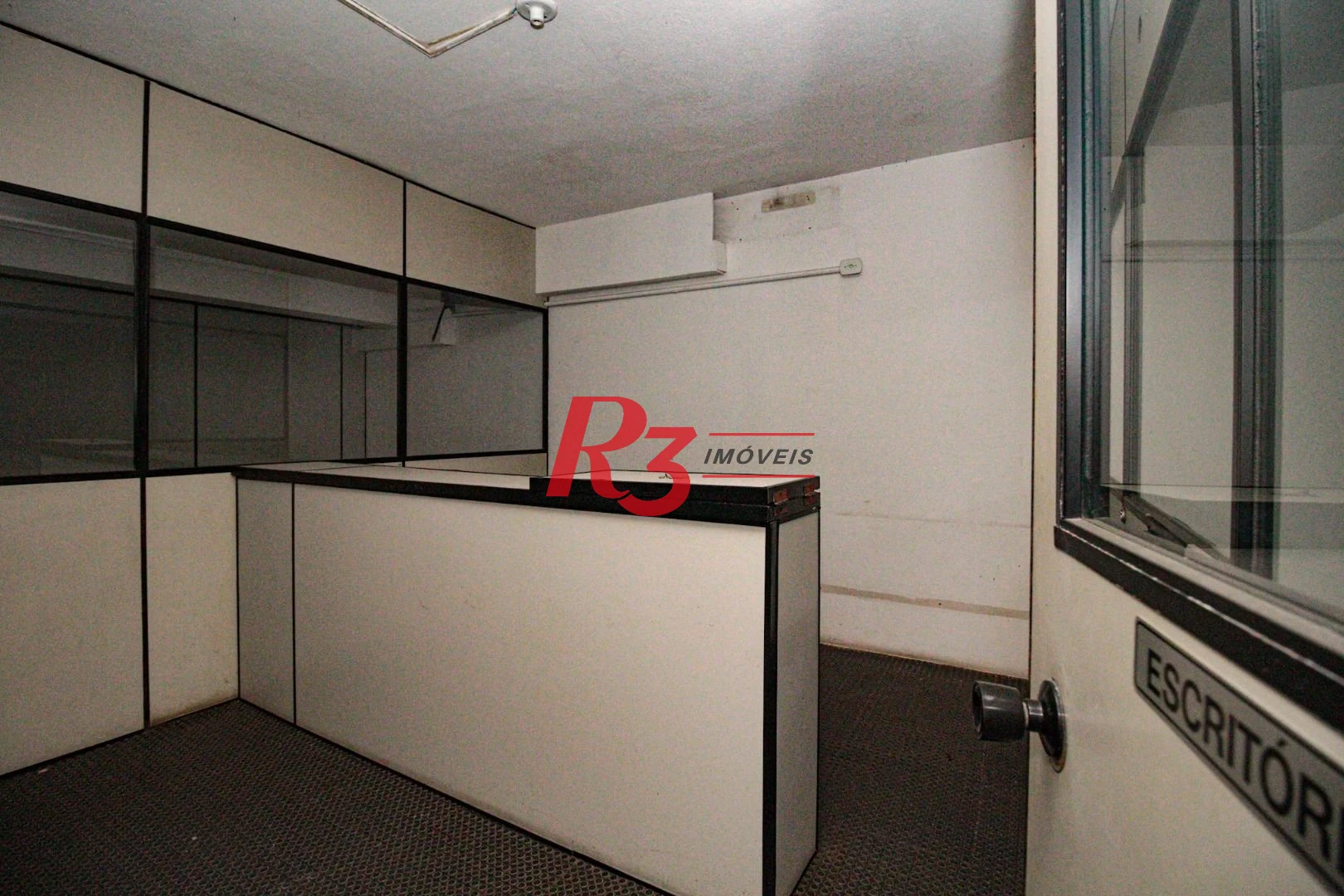Prédio, 555 m² - venda por R$ 1.750.000,00 ou aluguel por R$ 10.000,00/mês - Valongo - Santos/SP