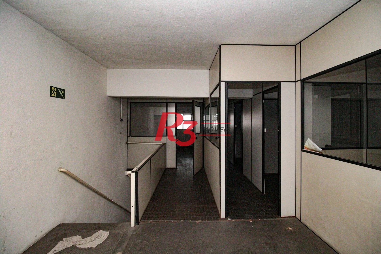 Prédio, 555 m² - venda por R$ 1.750.000,00 ou aluguel por R$ 10.000,00/mês - Valongo - Santos/SP