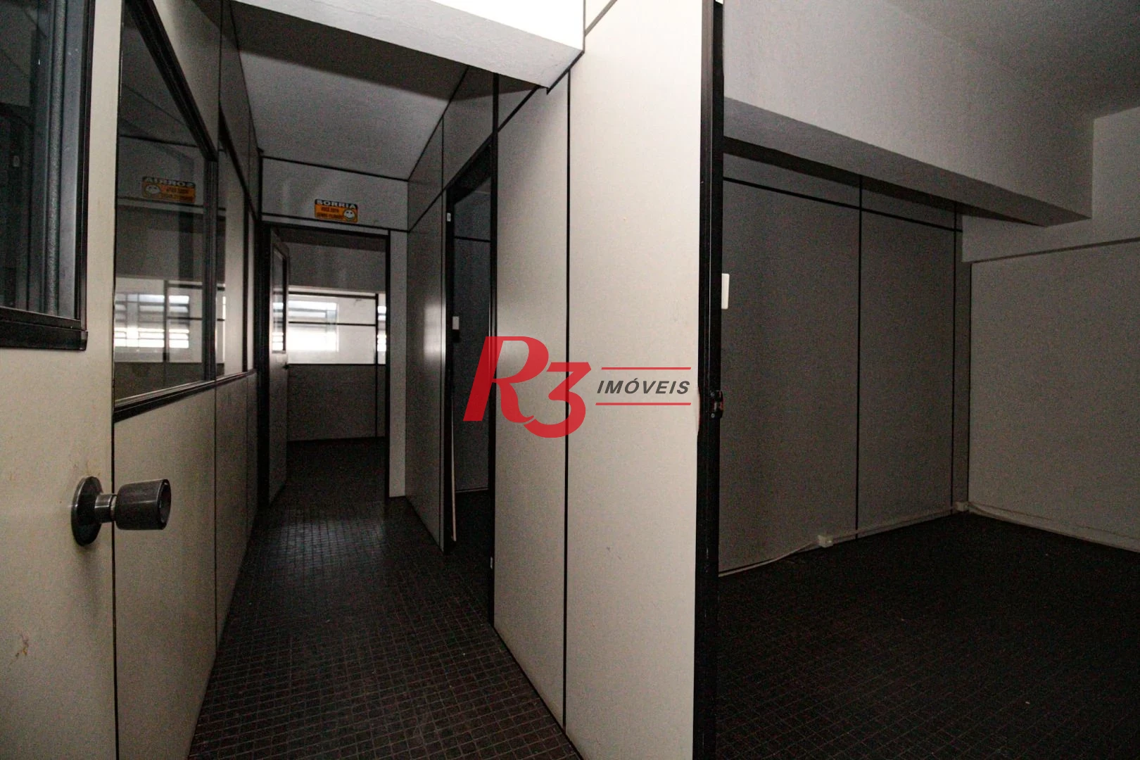 Prédio, 555 m² - venda por R$ 1.750.000,00 ou aluguel por R$ 10.000,00/mês - Valongo - Santos/SP
