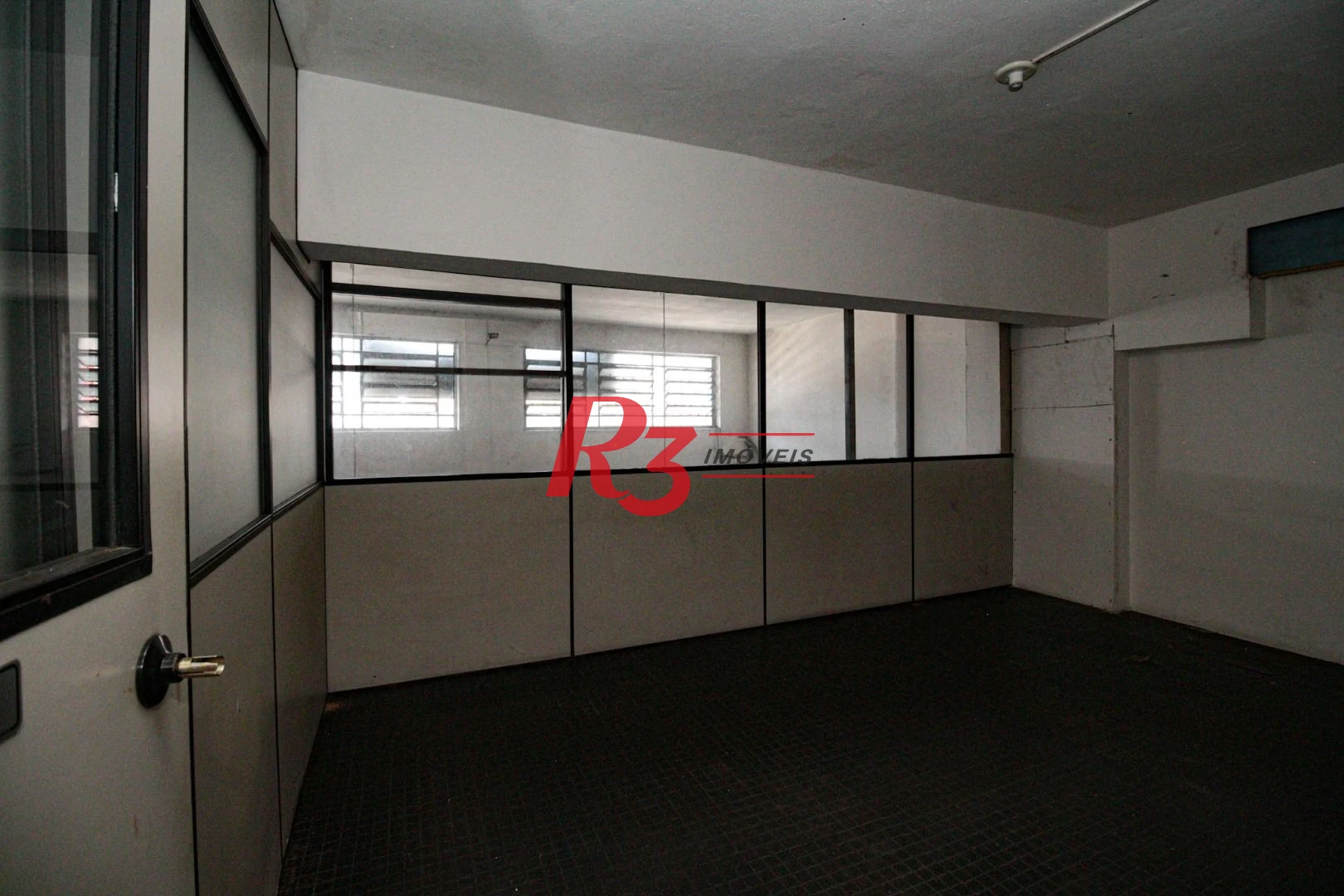 Prédio, 555 m² - venda por R$ 1.750.000,00 ou aluguel por R$ 10.000,00/mês - Valongo - Santos/SP