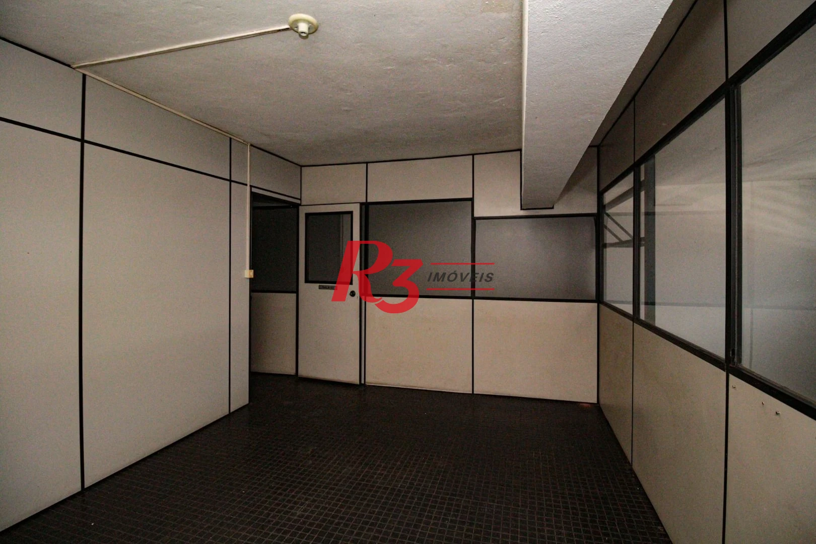 Prédio, 555 m² - venda por R$ 1.750.000,00 ou aluguel por R$ 10.000,00/mês - Valongo - Santos/SP