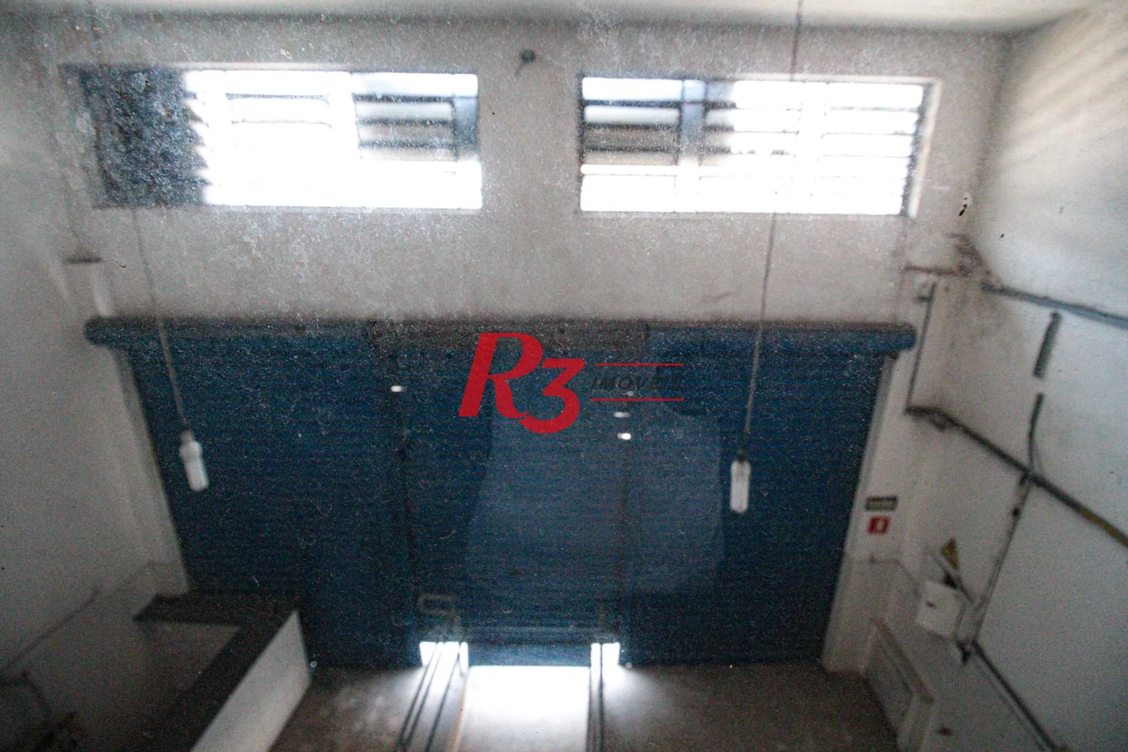 Prédio, 555 m² - venda por R$ 1.750.000,00 ou aluguel por R$ 10.000,00/mês - Valongo - Santos/SP