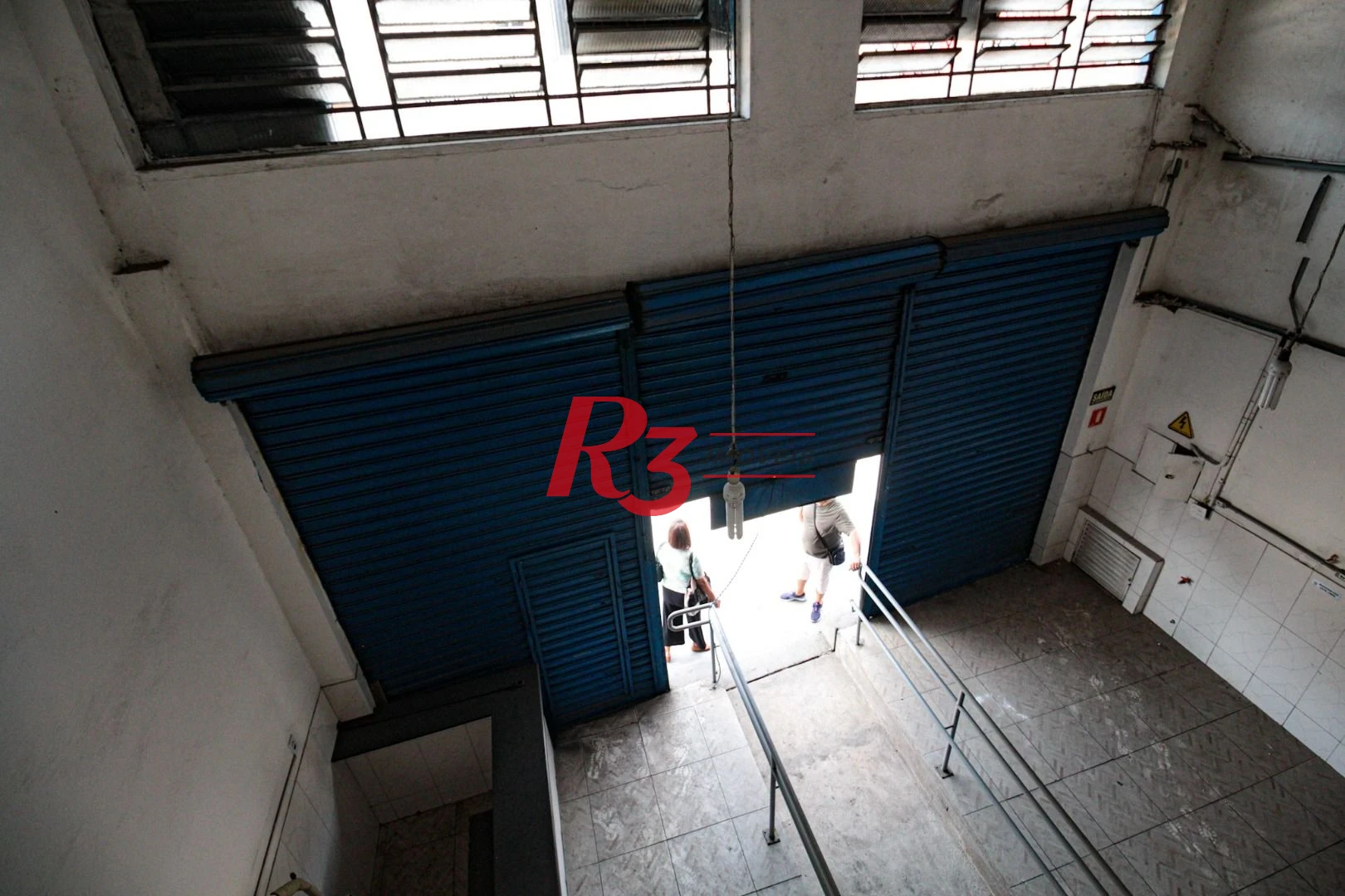 Prédio, 555 m² - venda por R$ 1.750.000,00 ou aluguel por R$ 10.000,00/mês - Valongo - Santos/SP