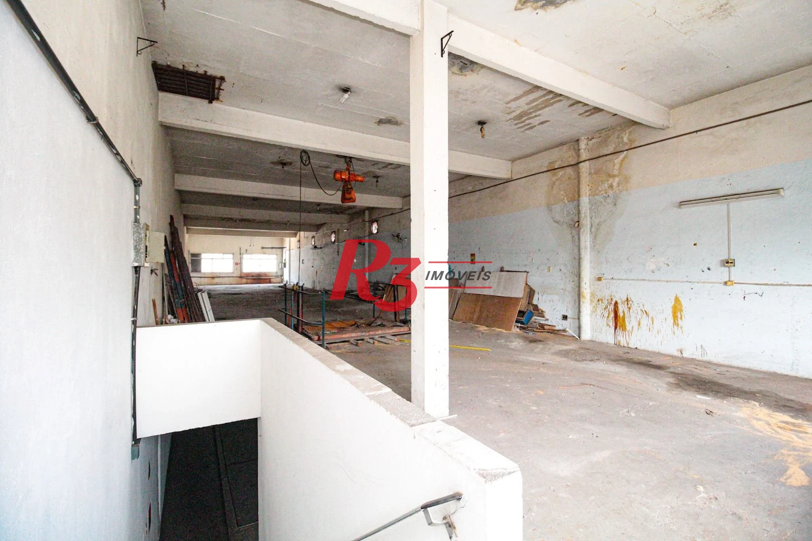 Prédio, 555 m² - venda por R$ 1.750.000,00 ou aluguel por R$ 10.000,00/mês - Valongo - Santos/SP