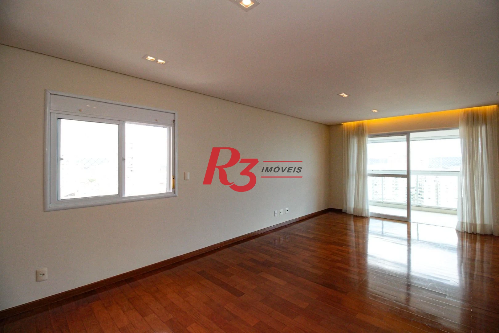 Apartamento com 3 dormitórios para alugar, 198 m² por R$ 19.500,02/mês - Embaré - Santos/SP