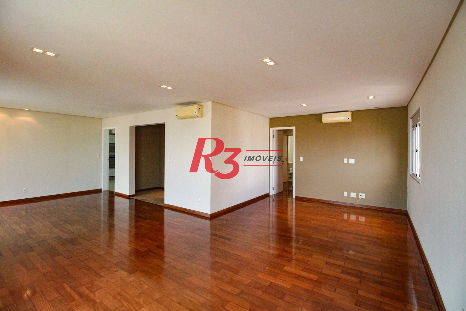 Apartamento com 3 dormitórios para alugar, 198 m² por R$ 19.500,02/mês - Embaré - Santos/SP