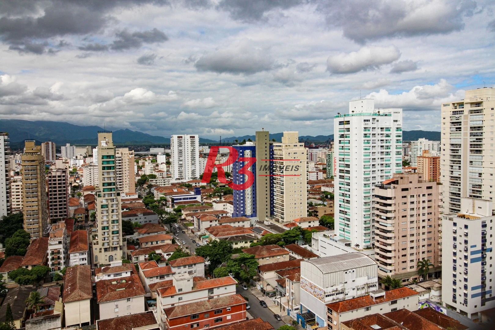 Apartamento com 3 dormitórios para alugar, 198 m² por R$ 19.500,02/mês - Embaré - Santos/SP