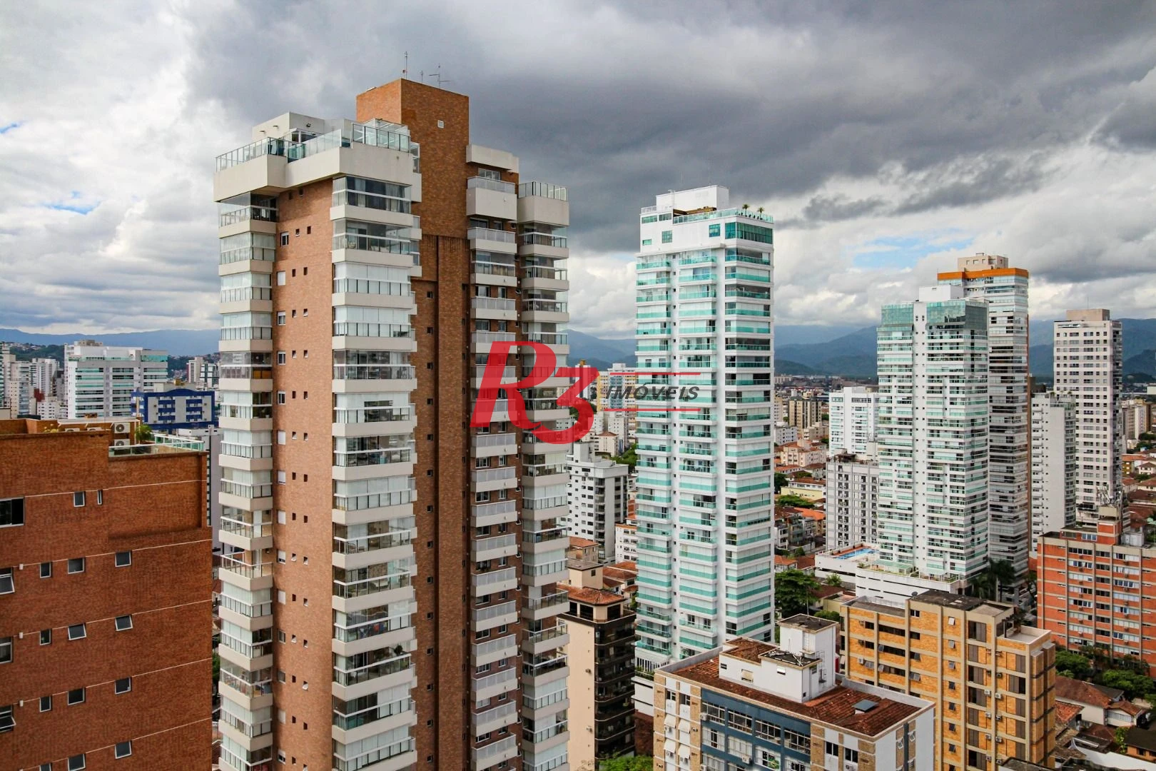 Apartamento com 3 dormitórios para alugar, 198 m² por R$ 19.500,02/mês - Embaré - Santos/SP