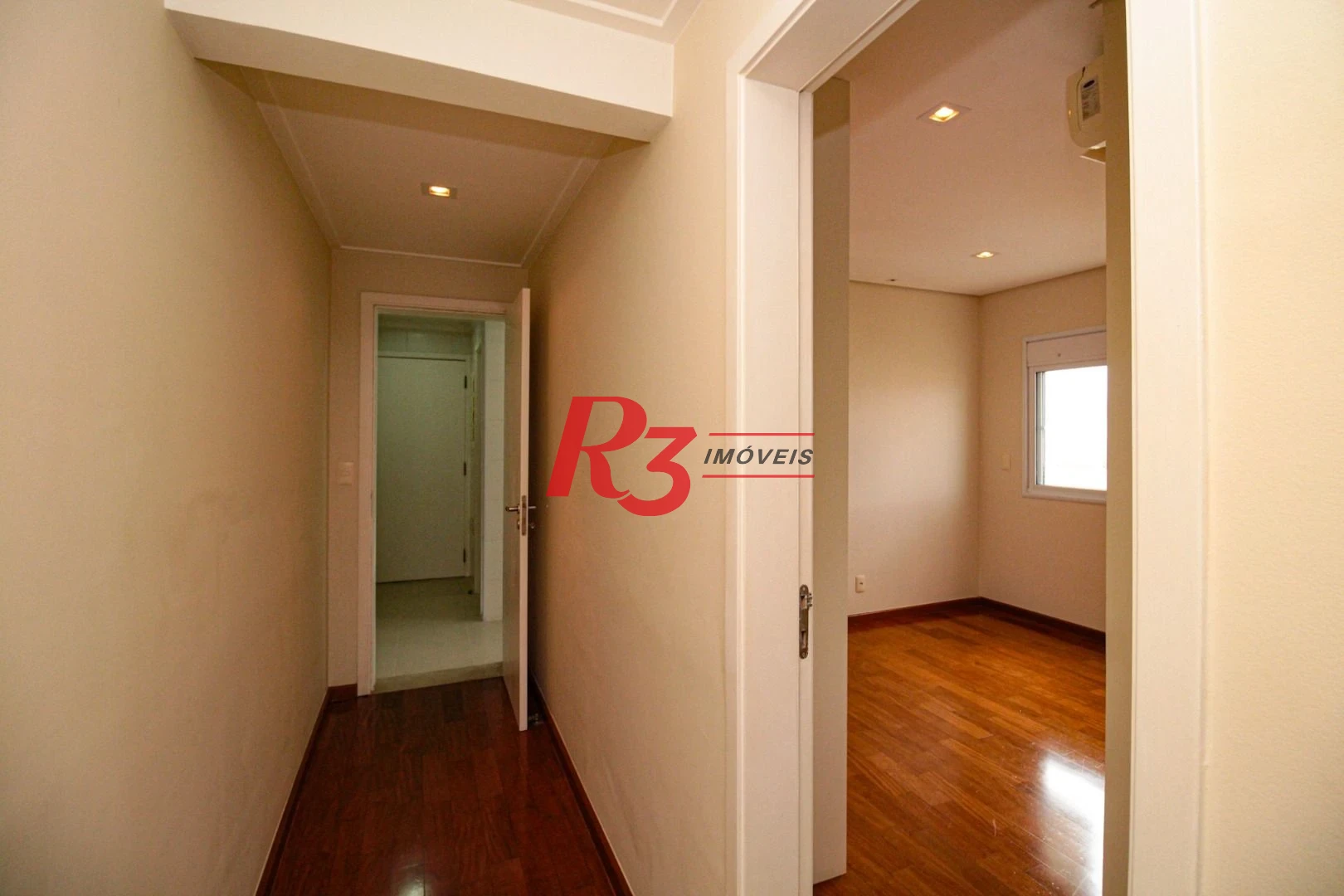 Apartamento com 3 dormitórios para alugar, 198 m² por R$ 19.500,02/mês - Embaré - Santos/SP